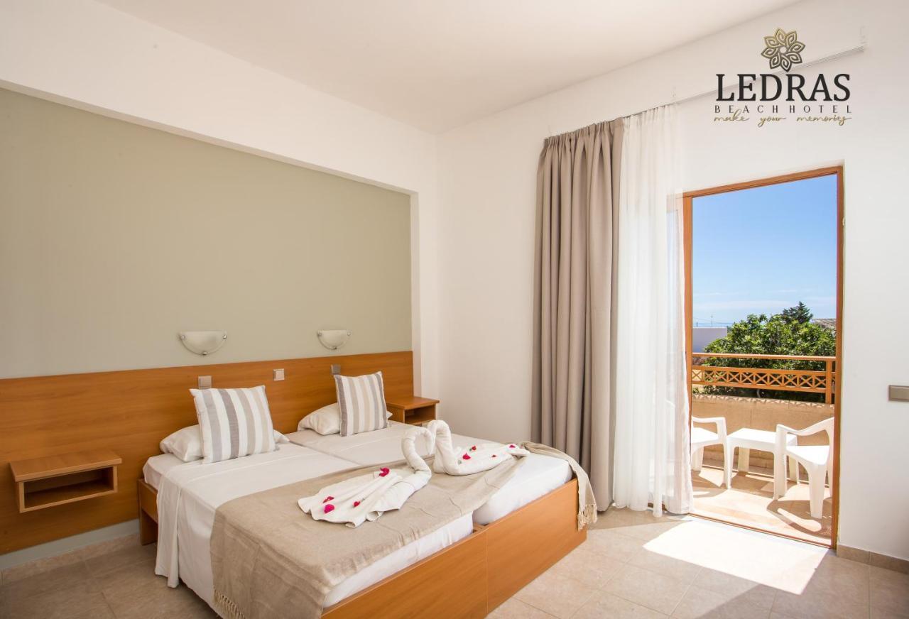 Hotel Ledras Jenádi Kültér fotó