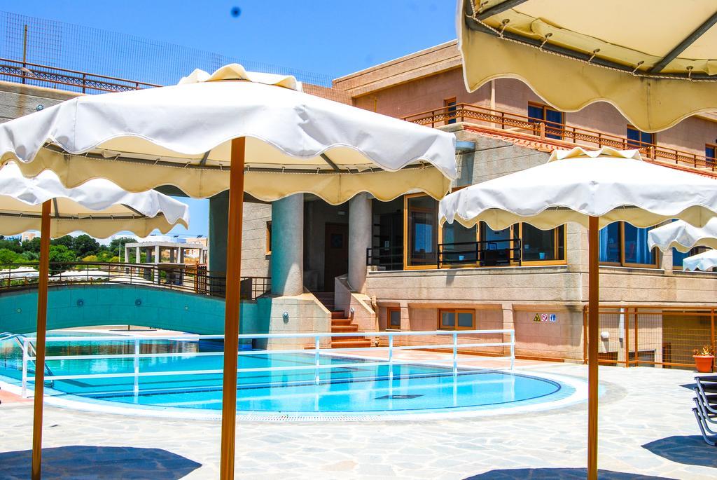 Hotel Ledras Jenádi Szoba fotó